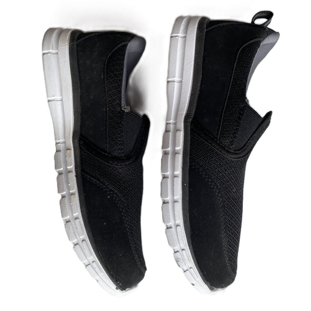 Lightweight Kids Shoes Size 3 Black NEW